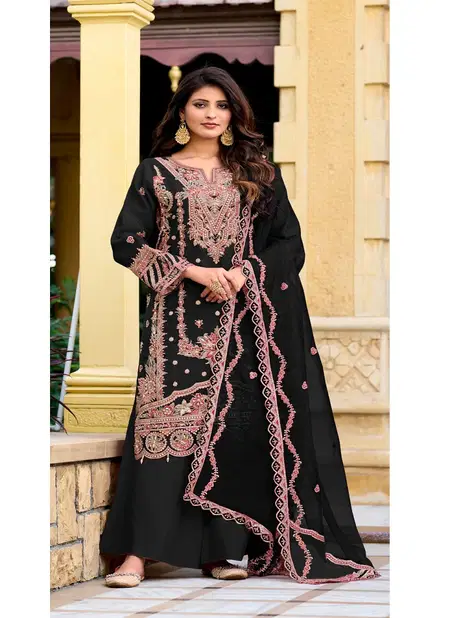 K 5287 By Shree Fabs Velvet Embroidery Pakistani Salwar Suits Wholesale Online